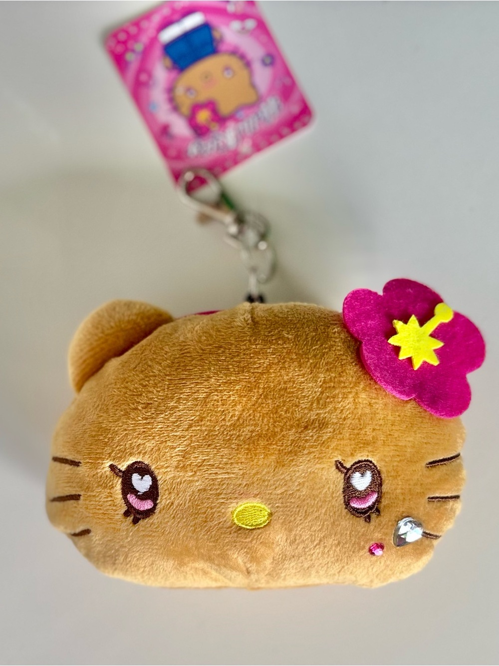 Hello Kitty Suntanned Plush Bag Charm Keychain w Hibiscus Bow Japan Exclusiv NWT